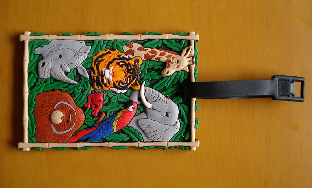 哈密博尼箱包CMS网站开发案例